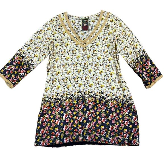 Johnny Was Tops - Johnny Was 100% Silk Floral Tunic Top‎ Shirt 3/4 Sleeves - Women’s Size Small